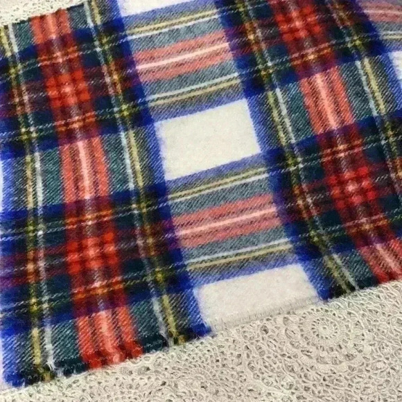 The Scottish House scarf - Picture 4 of 6